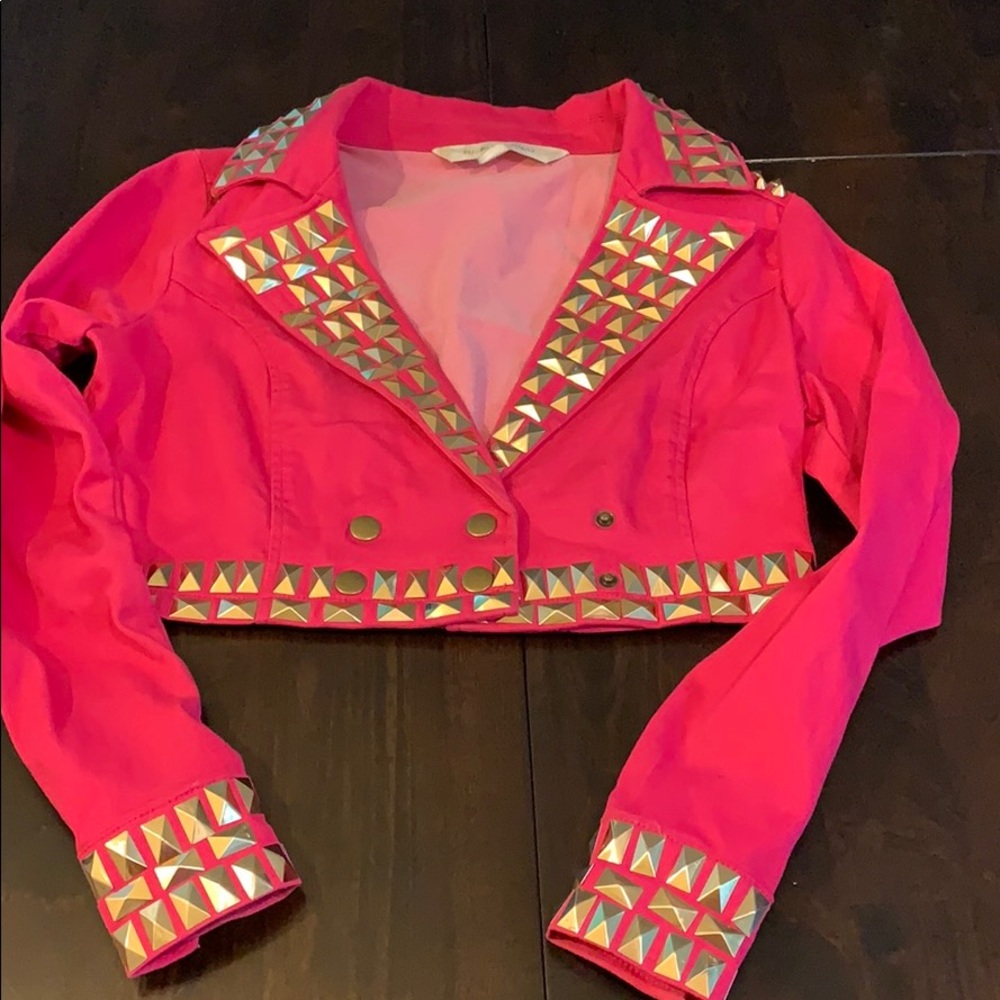 Nicki Minaj cropped jacket.
